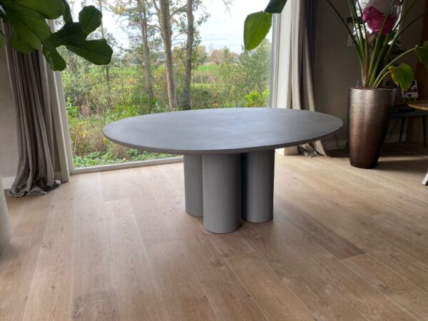 Poten tafel 4-cilinderleg